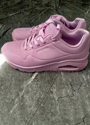 Кроссовки skechers