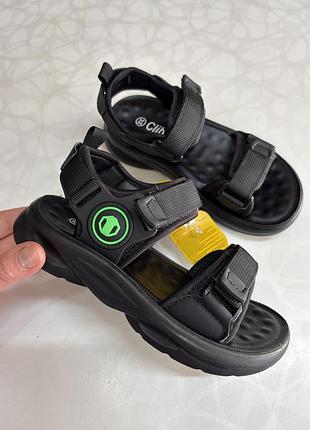 Босоніжки для хлопчика