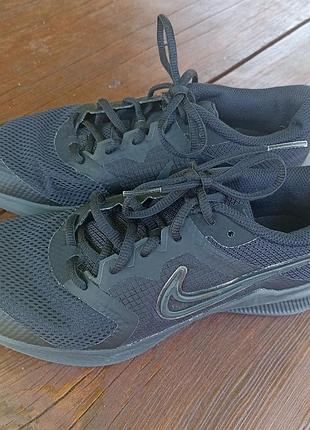 Кросівки nike р.36