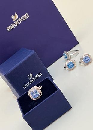 Шикарна каблучка swarovski