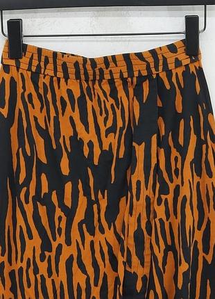 Жіноча максі-спідниця