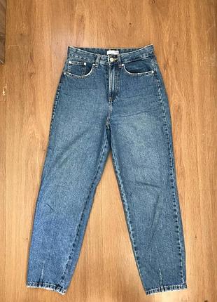 Женские джинсы синего цвета