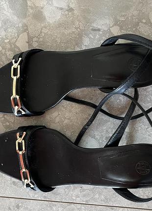 Босоніжки massimo dutti.
