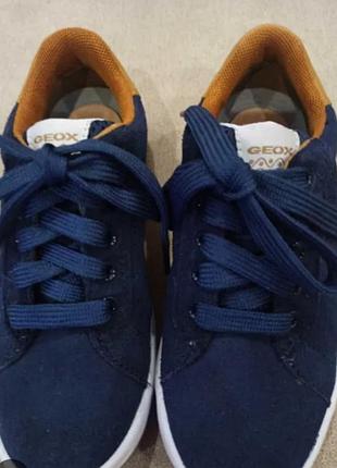 Продам кросівки