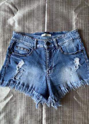 Джинсові шорти літні