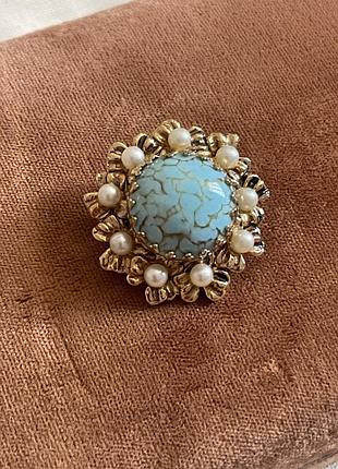 Вінтажна брошка з пекінським склом