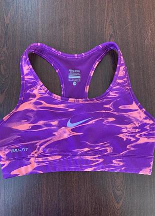 Топ nike pro