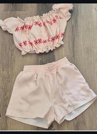 Костюм для дівчинки розмір 140 новий