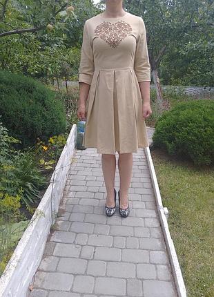 Бежева льняна сукня з вишивкою  м - л