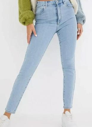 Блакитні джинси скіні