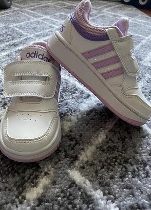 Кросівки adidas