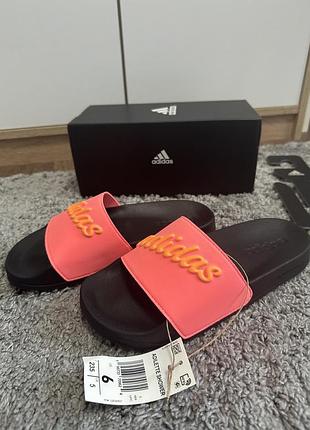 Нові шльопанці adidas adilette shower оригінал 35, 36, 37 22.5-23.5 см.