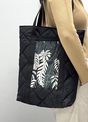 Жіноча стьобана зручна легка сумка шопер із плащівки чорна чорний зебра