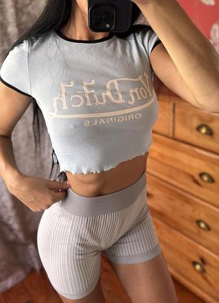 Топ в рубчик von dutch