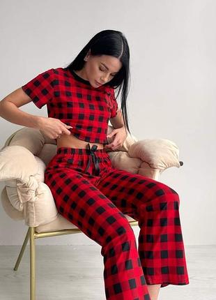 Піжама червона у клітинку