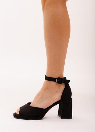 Босоножки женские 592084 черные