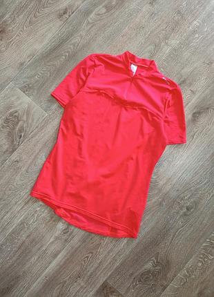 Спортивна футболка кофтинка