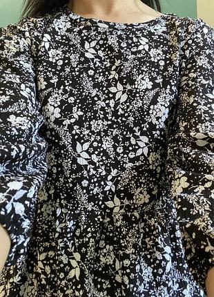 Міді кежуал сукня в квітковий принт