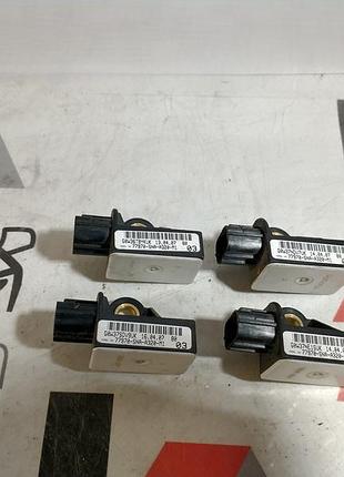 Датчик удару бічний 77970snaa320m1 honda civic ufo 3d