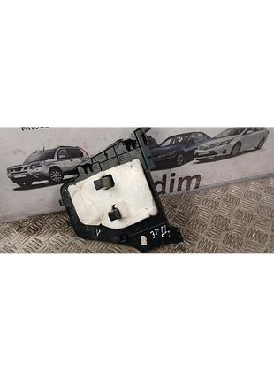 Накладка підлоги багажника ліва 94056fj010 subaru xv 2011-2017