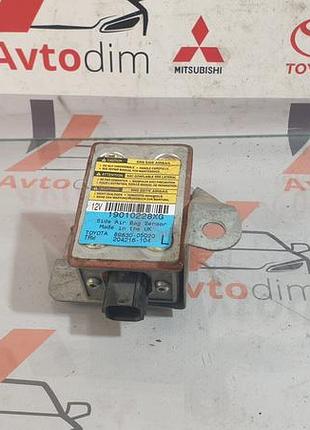 Датчик удару лівий 8983005020 toyota avensis t22 2.0 дизель