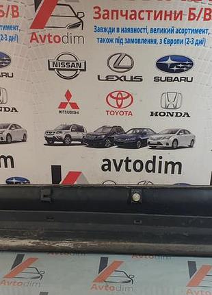 Зовнішній молдинг передніх дверей правих 7507342010 toyota rav-4 2013