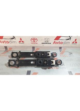 Кронштейн регулировки ремня безопасности 7005a089 mitsubishi outlander 3 2012-2015