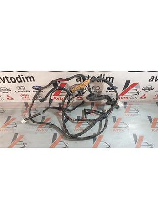 Проведення кришки багажника 8512b823 mitsubishi outlander 3 2014