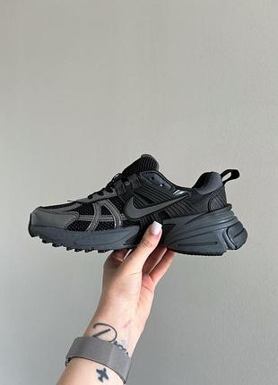 Nike v2k run black dark smoke grey 3