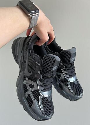 Nike v2k run black dark smoke grey 4