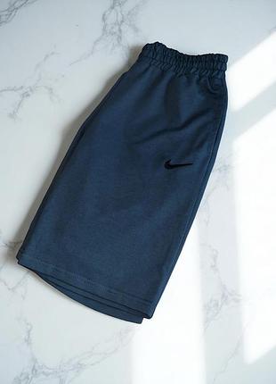 Шорти nike,puma на літо дуже легкі