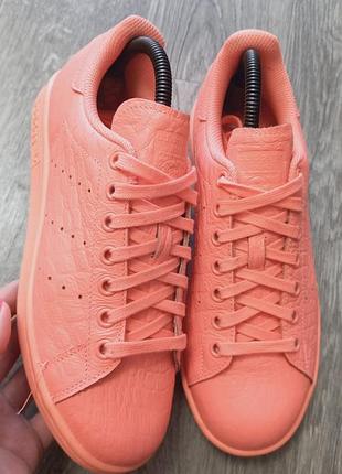 Женские кроссовки adidas &stan smith