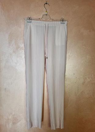 Брюки женские.