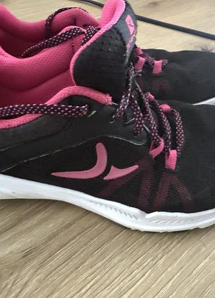 Літні кросівки