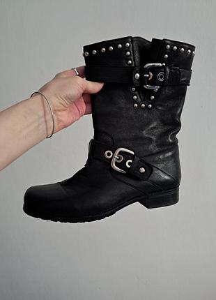 Stuart weitzman6 фото