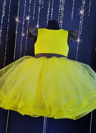 Святкова сукня для дівчинки