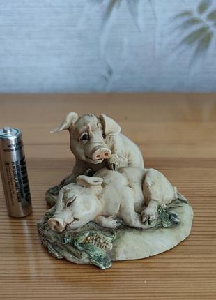 Коллекция лоуэлла Дэвиса «сырота»