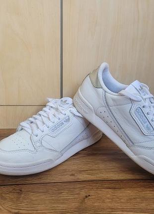 Кросівки adidas 38,5 розмір