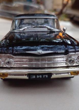 Масштабная модель автомобиля зил 111 г, китай. автолегенды