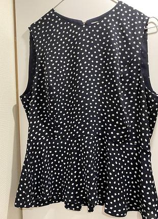 Блузка чорна в білий горошок, ззаду на змійці, на підкладці, 100% поліестер
