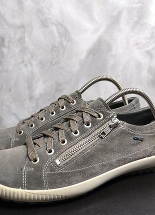 Замшевые женские кроссовки legero