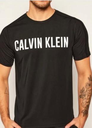 Чоловіча футболка calvin klein