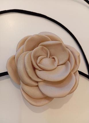 🤎🤎🤎 чокер роза бежевий намисто роза оксамитова нитка