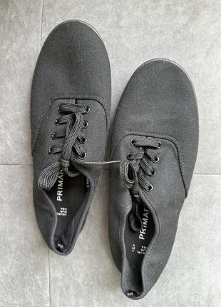 Текстильні кеди мокасини чорного кольору primark в розмірі 39