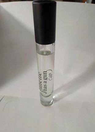 Парфуми та пробник джульєтта з пістолетом