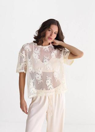 Футболка з мережива