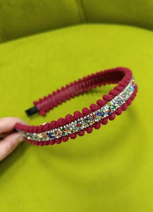 Обруч на голову ручной работы с стразами красный