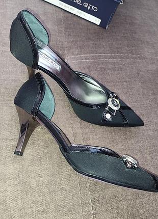 Жіночі туфлі enrico del gatto
