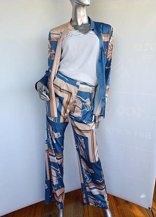 Костюм в стиле hermes
