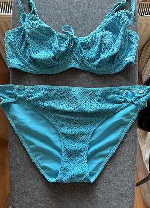 Роздільний купальник 👙 з чашкою на кісточці 95е , хл трусики